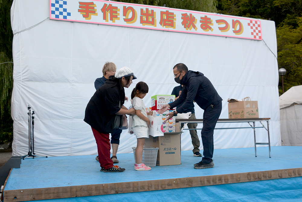 豪華景品付きお楽しみビンゴ大会